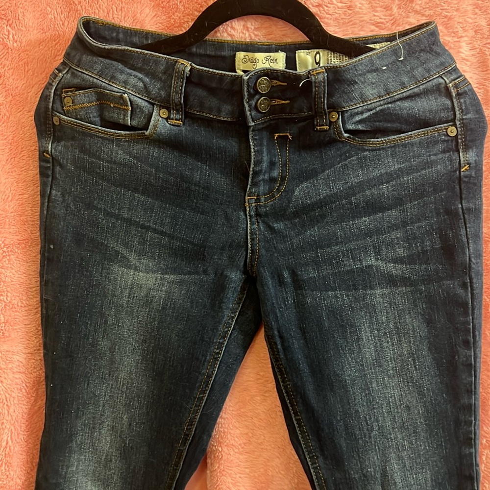 Indigo Rein size 9 skinny jeans.